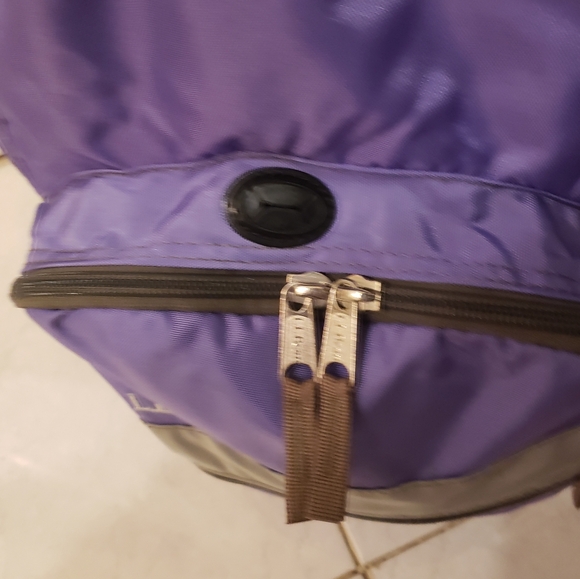 LL Bean Deluxe Backpack Reflective Strip Padded Straps olive green color - Picture 6 of 9